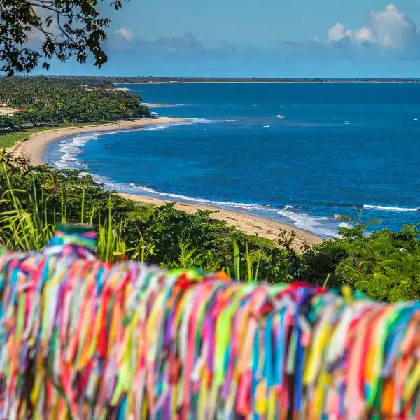 Pacote para Porto Seguro saindo do Rio de Janeiro: praia em família com a Viaja Natty
